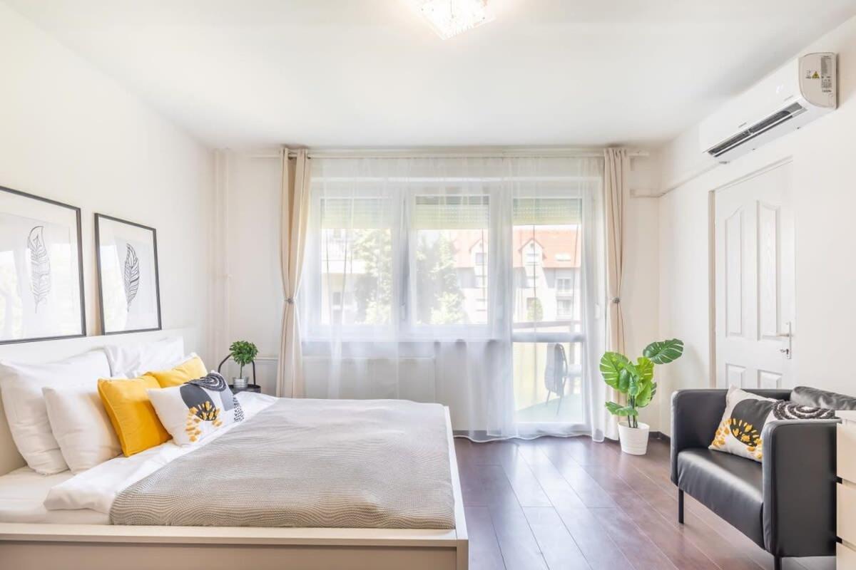 Sunny Balcony - Cute And Cozy Apartman Budapest Kültér fotó